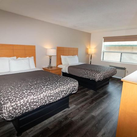 Borden Inn&Suites Angus Exterior foto